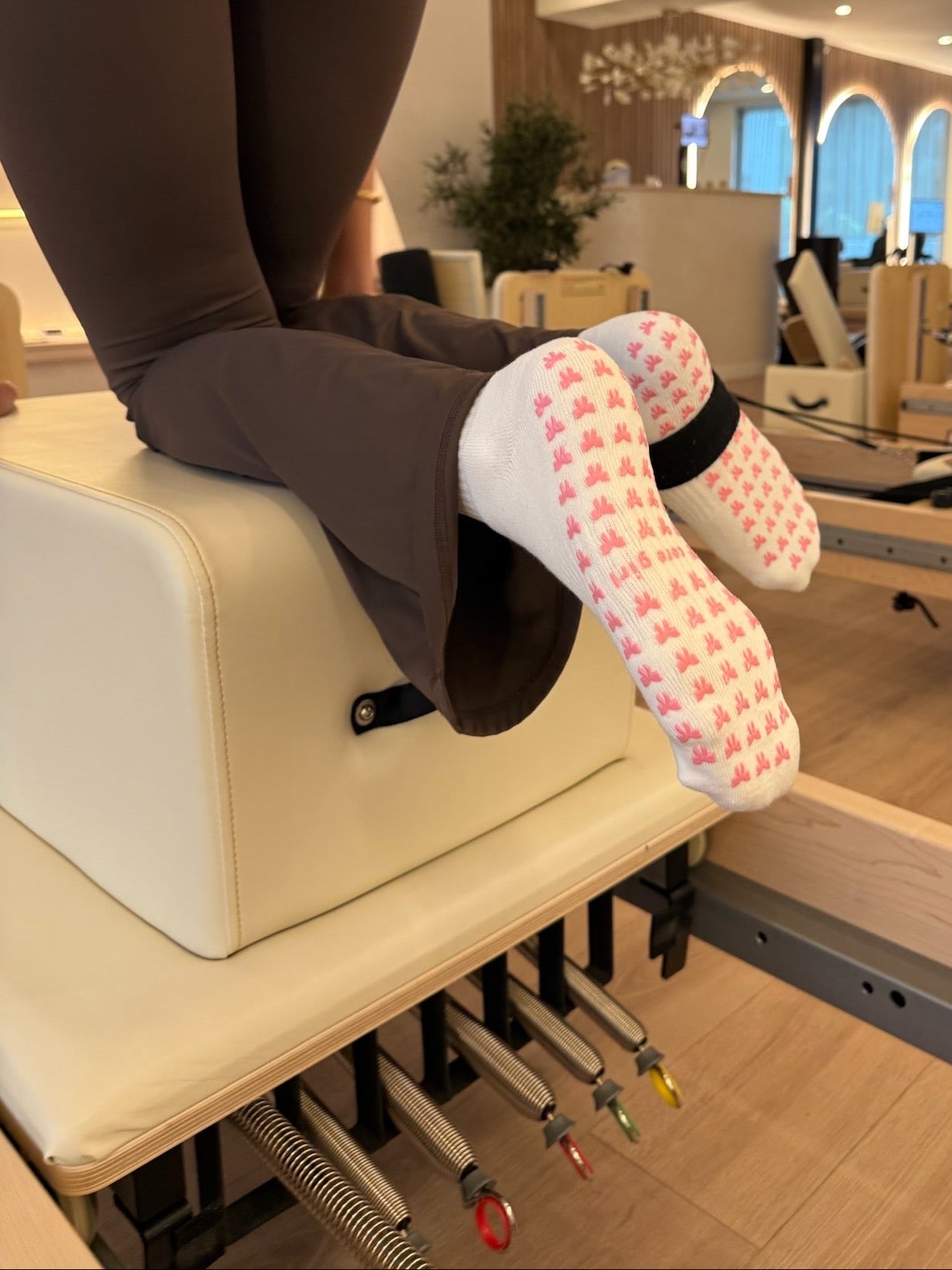 Pilates Bow Grip Socks